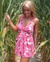 Nude and naughty in the cornfield